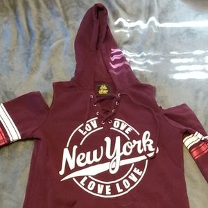Love new york cold shoulder sweatshirt size M